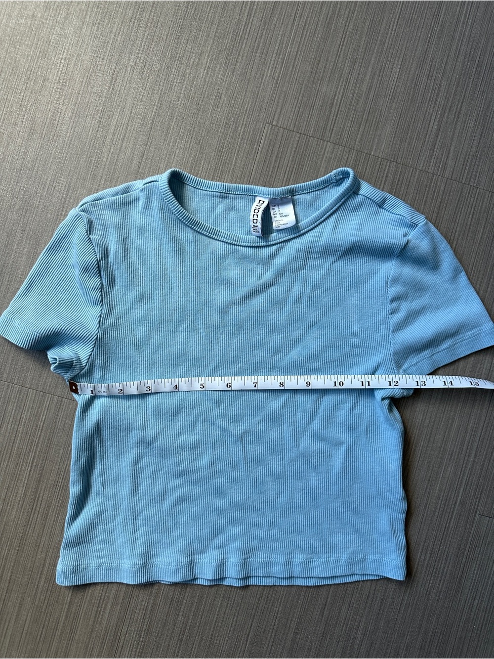 H&M Light Blue Ribbed Crop Tee - Picture 4 of 4